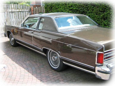 Lincoln Continental Coup Baujahr 1978, 460CID Engine V8 7,5 Liter.